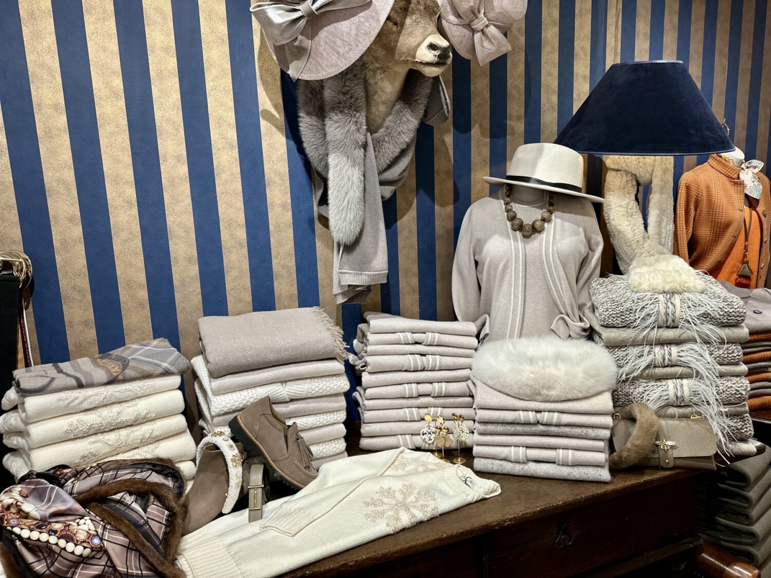 Luxueuze mode en accessoires en accessoires voor stijlvolle mode bij Modici.