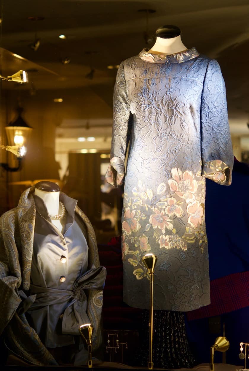 Luxe merken, liola mode, nvsco, exclusieve damesmode, rolf schulte, thomas rath, dameskleding, stizzoli, seductive mode, laren, bm damesschoenen, katharina von braun, damesmode, bm comfortabel, michele mode, loro piana, escada mode, stizzoli mode, katharina v braun, michele broeken, le tricot perugia, barbara kessels, maison common Nino Colombo, Van Laack, Habsburg damesmode verkrijgbaar bij Modici damesmode in Laren in het Gooi, Bogner, stizzoli, Groten maten, Escada Sport, Bogner Sport. Escada, sjieke grote maten kleding, luxe modewinkels, winkels laren, bruidsmoeder mode,moeder van de bruidegom