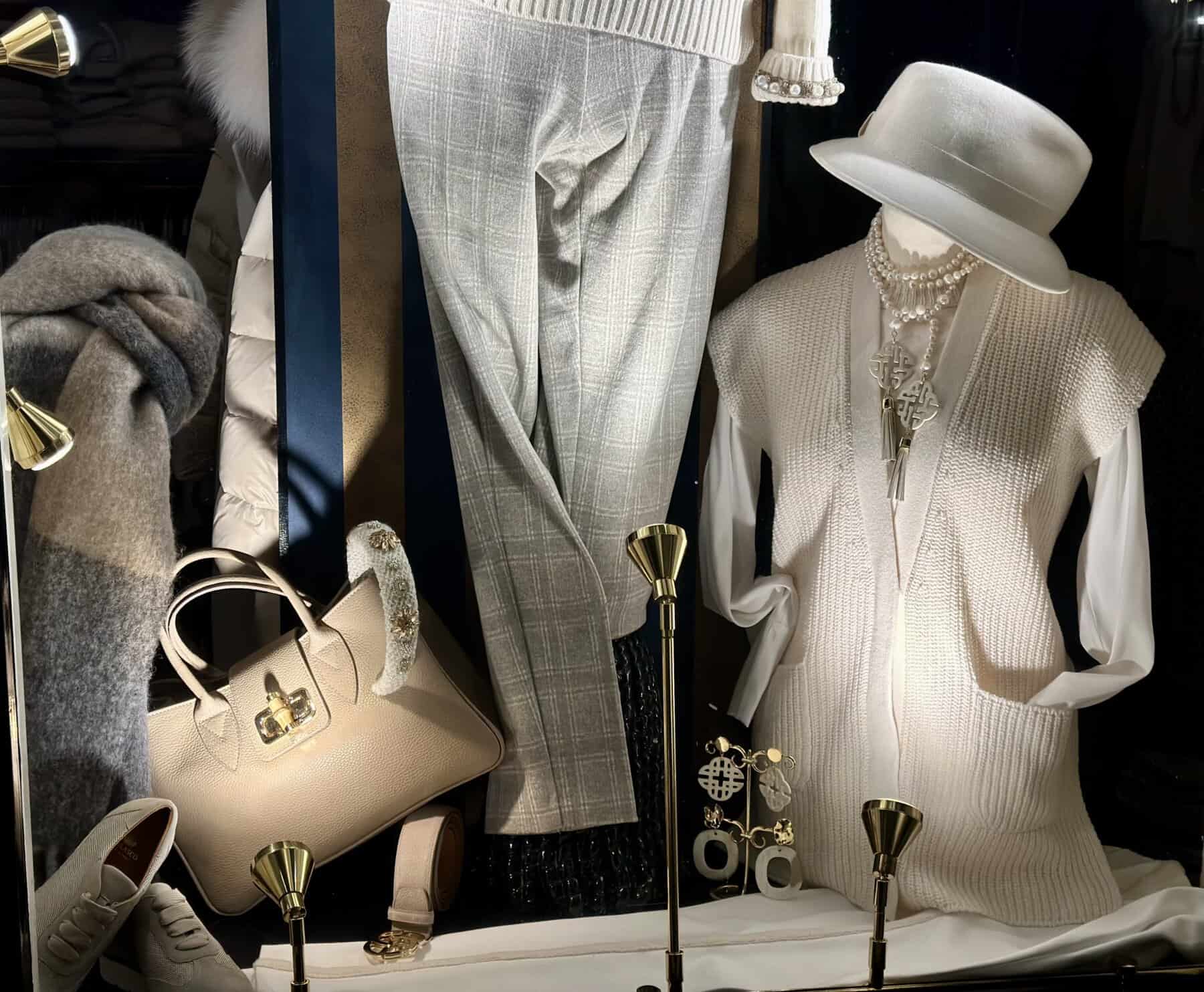 Ecru Vest Met Gliitter Verkrijgbaar Bij Modici Laren