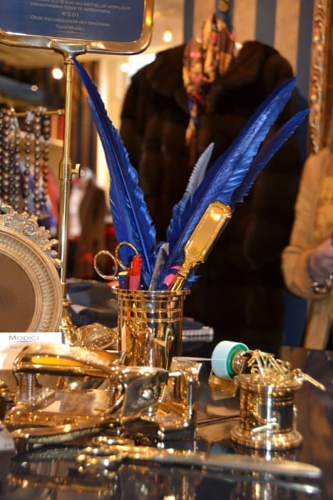 Exclusieve vergulde bureau accessoires bij Modici in Laren in het Gooi Exclusieve vergulde bureau accessoires bij Modici in Laren in het Gooi