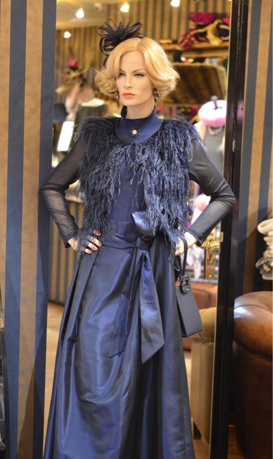 Galajurken, feestjurken en avondjurken bij Modici Damesmode Laren in het Gooi Galajurken, feestjurken en avondjurken bij Modici Damesmode Laren in het Gooi