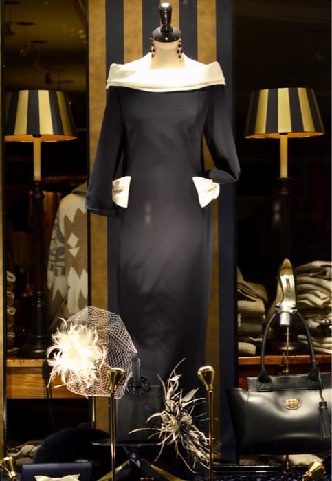 Galajurken, feestjurken en avondjurken bij Modici Damesmode Laren in het Gooi Galajurken, Luxe grote maten damesmode in Laren, feestjurken en avondjurken bij Modici Damesmode Laren in het Gooi