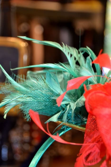 Haartoeven, Haarkammen Bij Modici Damesmode In Laren Nh Haartoeven, Haarkammen Bij Modici Damesmode In Laren Nh