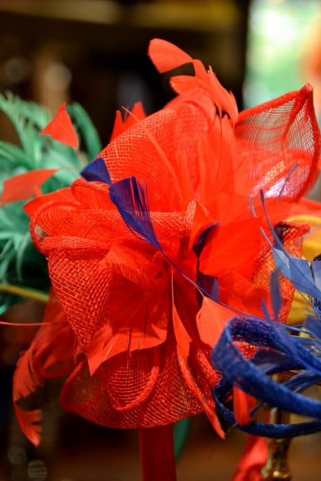 Haartoeven, Haarkammen Bij Modici Damesmode In Laren Nh Haartoeven, Haarkammen Bij Modici Damesmode In Laren Nh