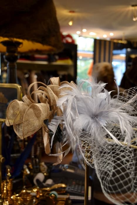 Haartoeven, Haarkammen Bij Modici Damesmode In Laren Nh Haartoeven, Haarkammen Bij Modici Damesmode In Laren Nh