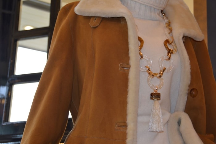 Lammy coat jas Modici damesmode Laren Nh Gooi – Op maat gemaakt Lammy coat jas Modici damesmode Laren Nh Gooi - Op maat gemaakt