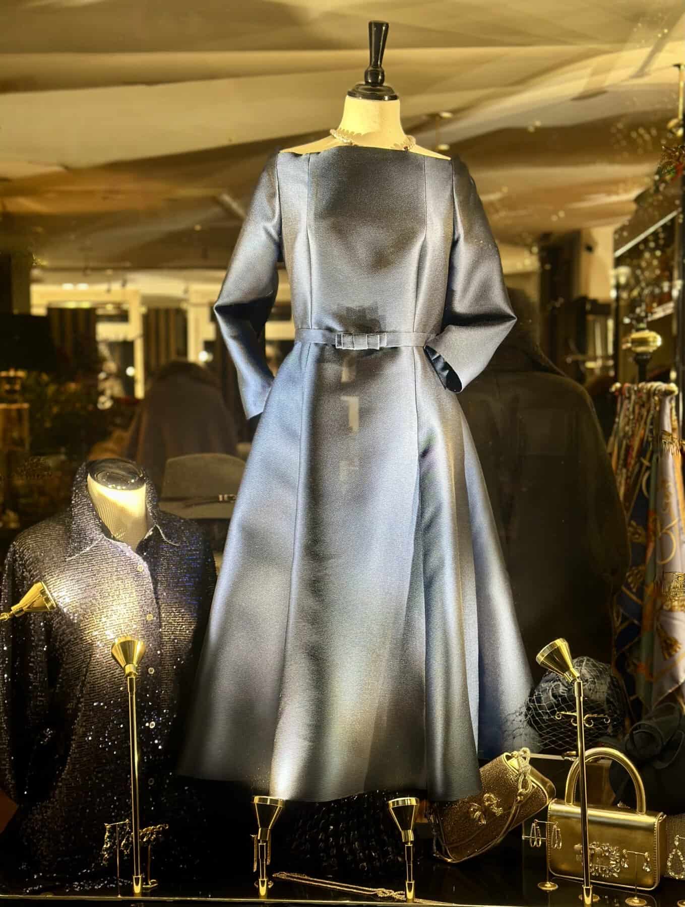 Marine Jurk gelegenheids mode voor moeder van de bruid verkrijgbaar bij modici laren laren ook in groten maten verkrijgbaar